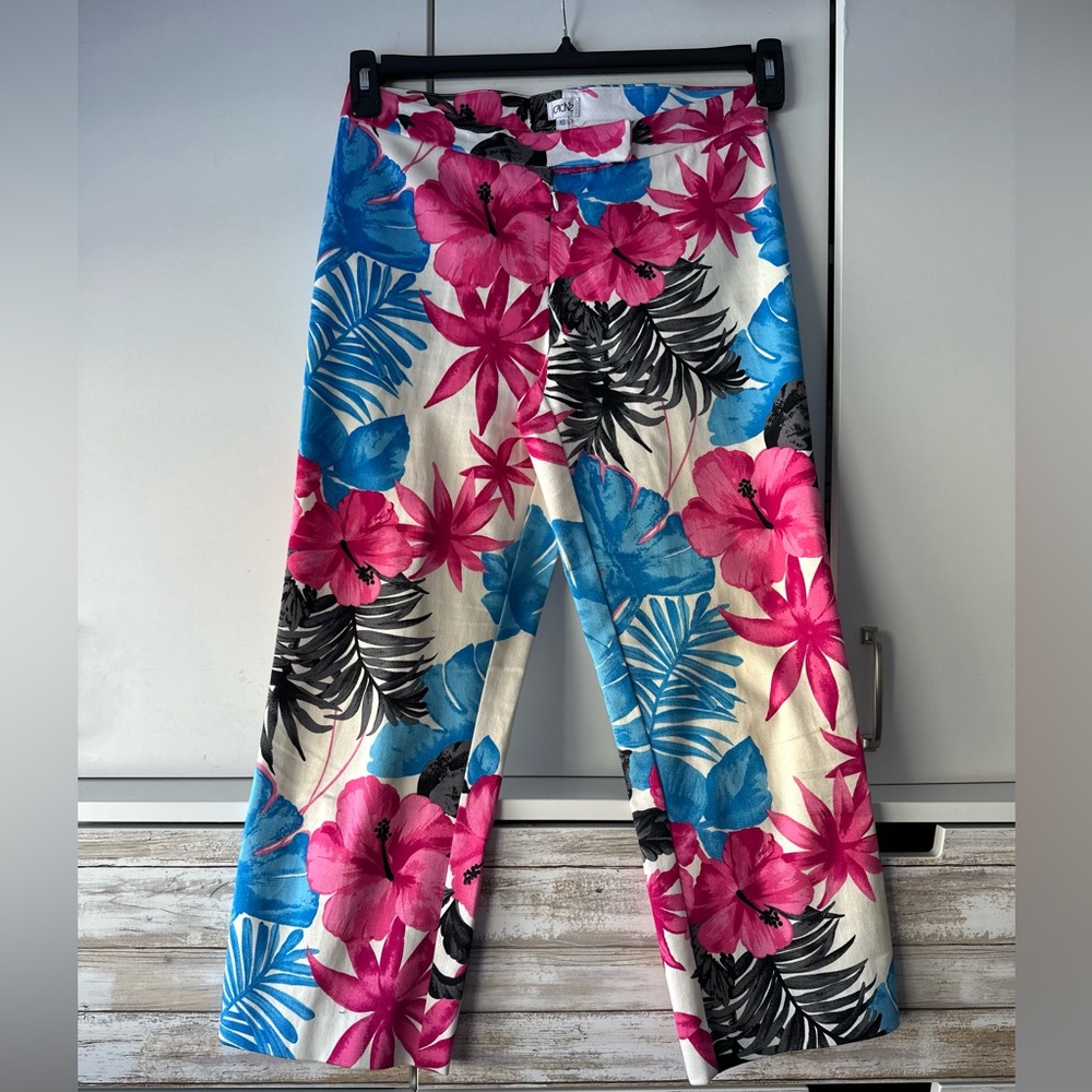 🌺 Vintage Cache Tropical Floral Crop Pants Size 10 Y2K Zip Hem